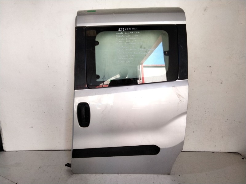 Recambio de puerta lateral corredera izquierda para fiat doblo cargo (263_) 1.6 d multijet referencia OEM IAM   