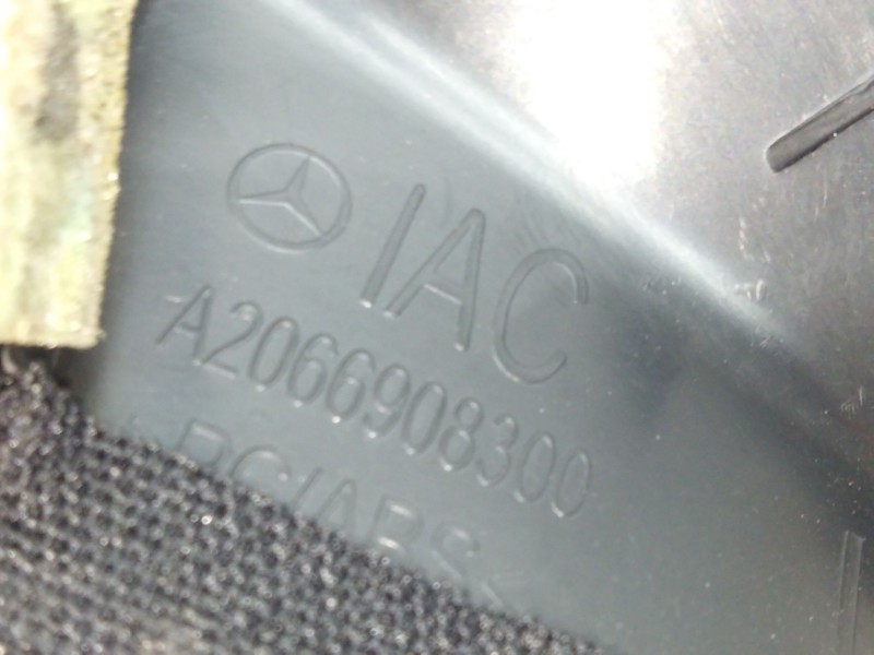 Recambio de panel protector para mercedes-benz clase c all-terrain (s206) c 220 d 4-matic (206.214) referencia OEM IAM A20669083