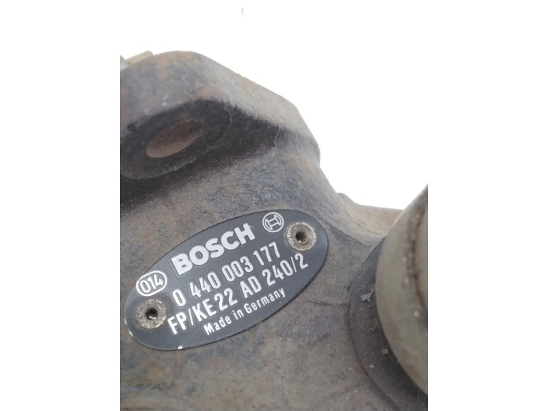 Recambio de bomba combustible para iveco eurocargo 150 e 18 referencia OEM IAM 0440003177  