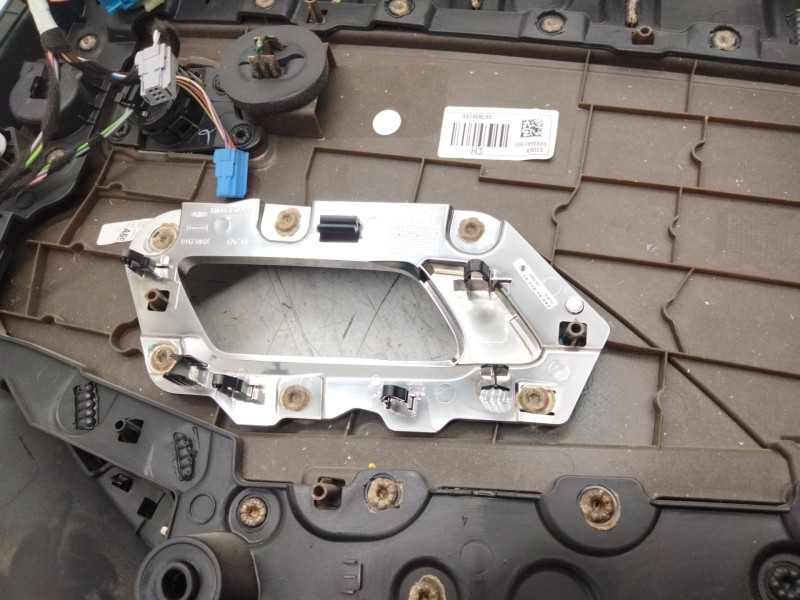 Recambio de guarnecido puerta trasera izquierda para citroën ds 7 ds 7 crossback buehdi referencia OEM IAM FM528292  