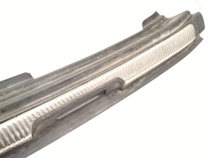 Recambio de guarnecido porton para citroën ds 7 ds 7 crossback buehdi referencia OEM IAM 98210897  