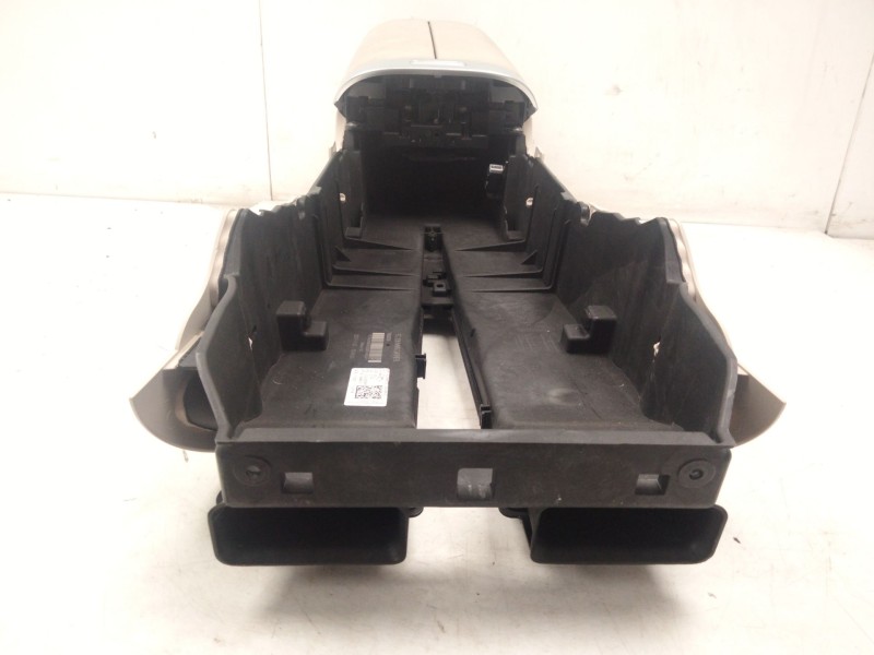 Recambio de apoyabrazos central para mercedes-benz clase c all-terrain (s206) c 220 d 4-matic (206.214) referencia OEM IAM A2066