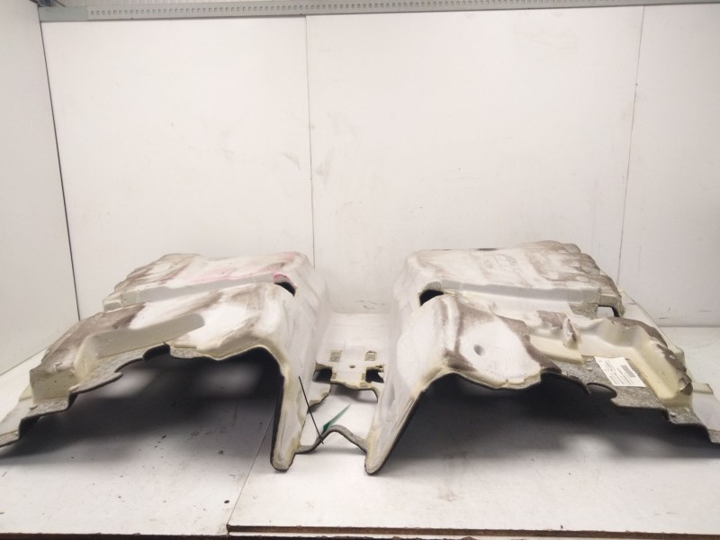 Recambio de alfombra para mercedes-benz clase c all-terrain (s206) c 220 d 4-matic (206.214) referencia OEM IAM   