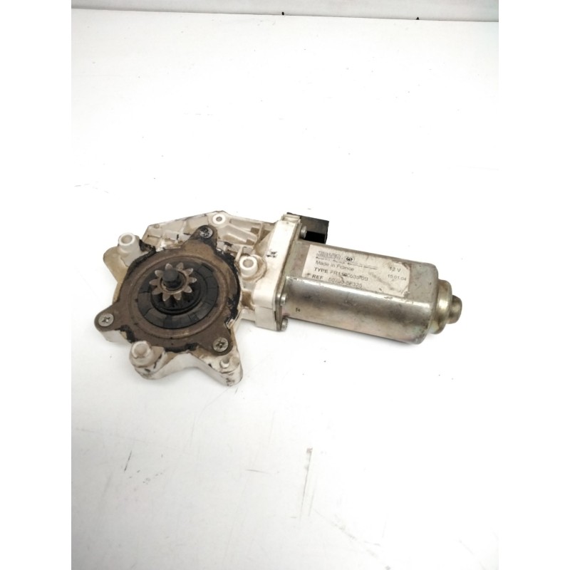 Recambio de motor elevalunas delantero derecho para nissan terrano ii (r20) 2.7 td 4wd referencia OEM IAM 807308F325  