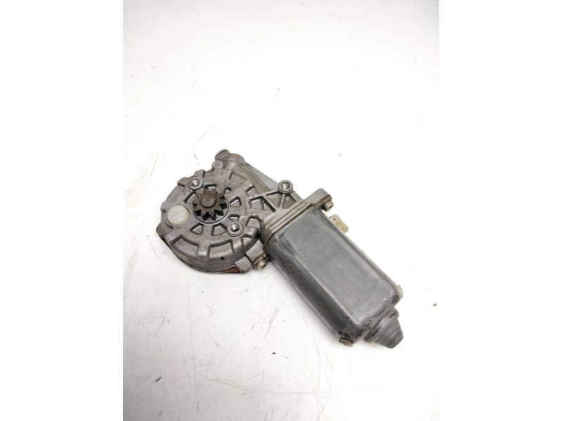 Recambio de motor elevalunas delantero derecho para mercedes-benz mb autobús (w631) d (631.333, 631.343, 631.334, 631.344) refer