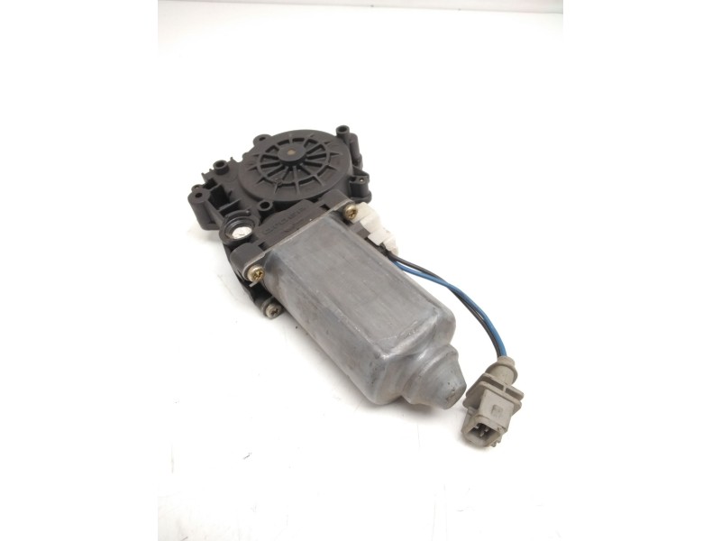 Recambio de motor elevalunas delantero izquierdo para mercedes-benz actros referencia OEM IAM 774.30007.56  