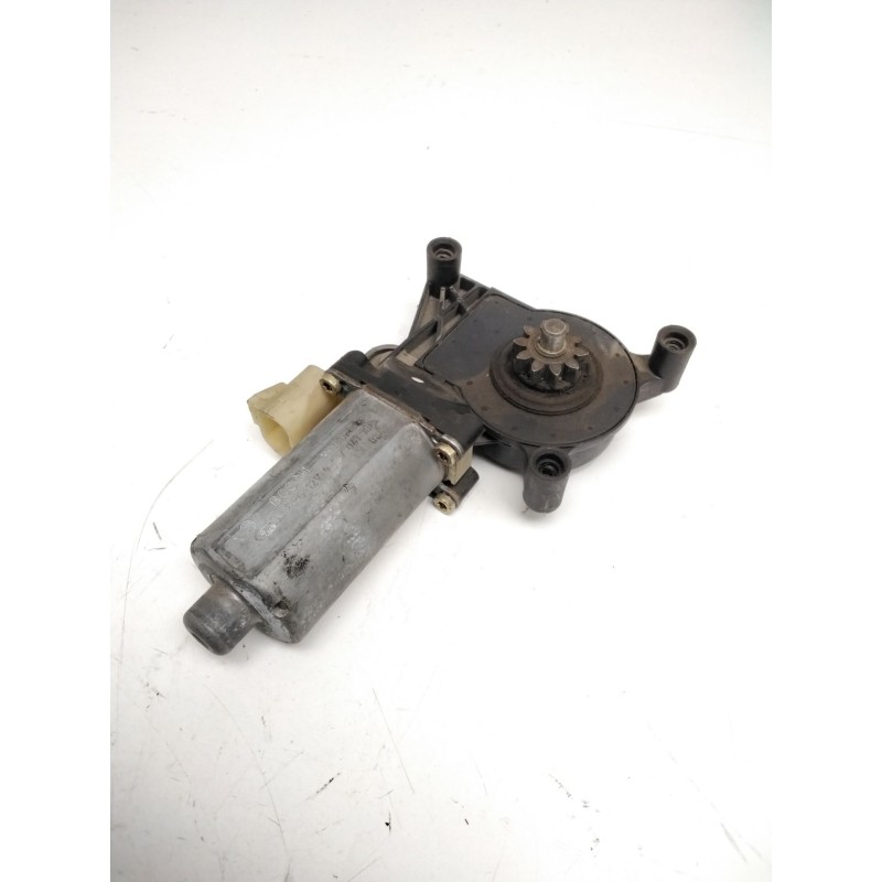 Recambio de motor elevalunas delantero izquierdo para mercedes-benz clase m (w163) ml 230 (163.136) referencia OEM IAM 913704110