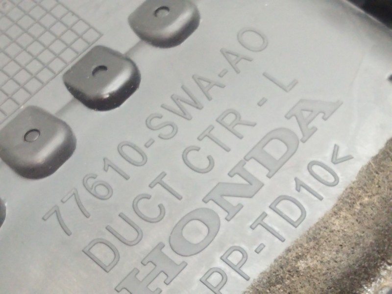 Recambio de aireador central para honda cr-v iii (re_) 2.0 i-vtec (re5, re1) referencia OEM IAM 77610SWAA0  