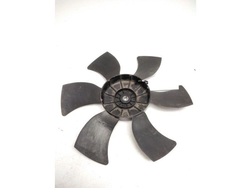 Recambio de ventilador motor para nissan almera ii (n16) 1.5 referencia OEM IAM 9140237  SOLO PALAS