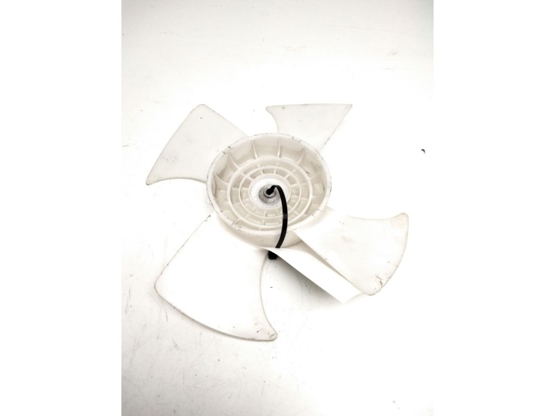 Recambio de ventilador motor para nissan almera ii (n16) 1.5 referencia OEM IAM   