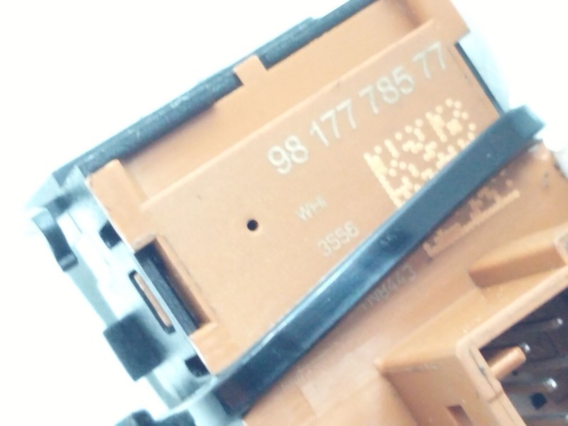 Recambio de mando elevalunas trasero derecho para citroën ds 7 ds 7 crossback buehdi referencia OEM IAM 9817778577  