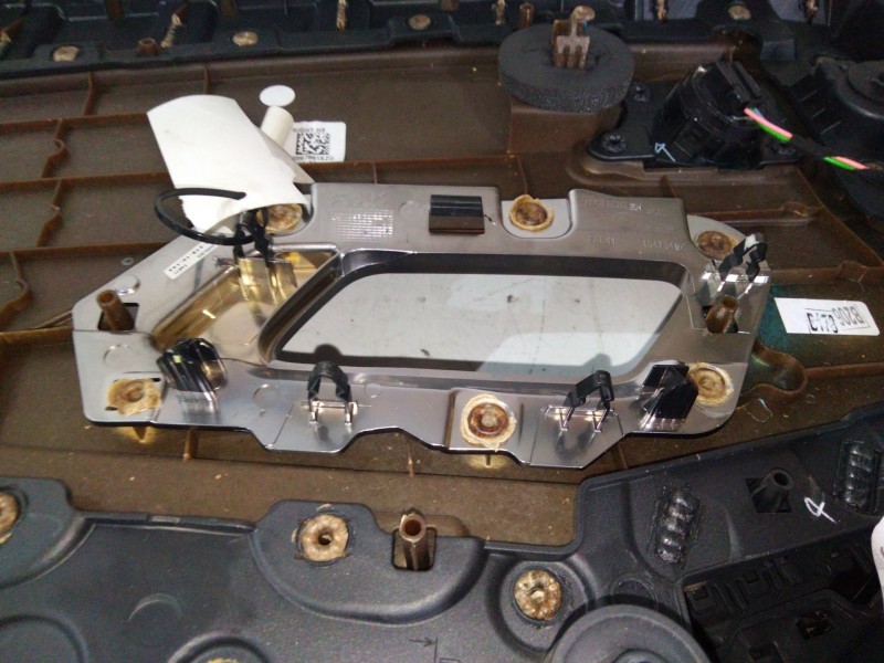 Recambio de guarnecido puerta trasera derecha para citroën ds 7 ds 7 crossback buehdi referencia OEM IAM 1952199X  