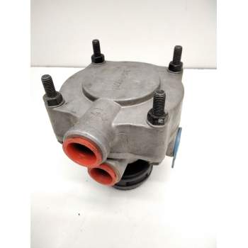 Recambio de valvula rele para iveco 100e 150e24 referencia OEM IAM 9730030060 500316074 WABCO