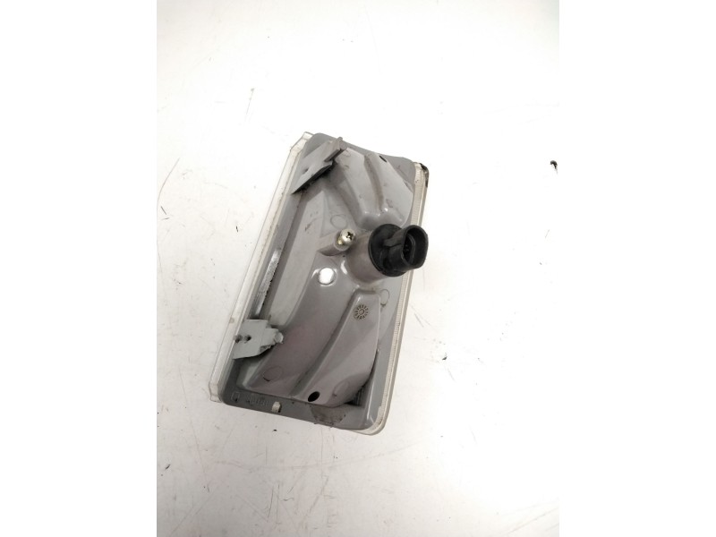 Recambio de piloto delantero derecho para iveco daily i furgón 40-8 v referencia OEM IAM 6R0143776  