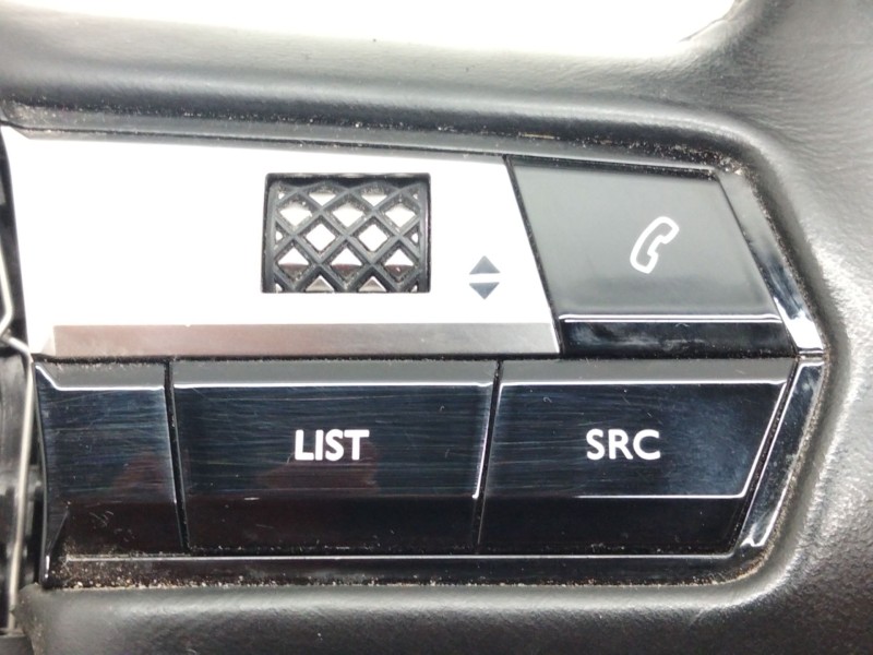 Recambio de volante para citroën ds 7 ds 7 crossback buehdi referencia OEM IAM   