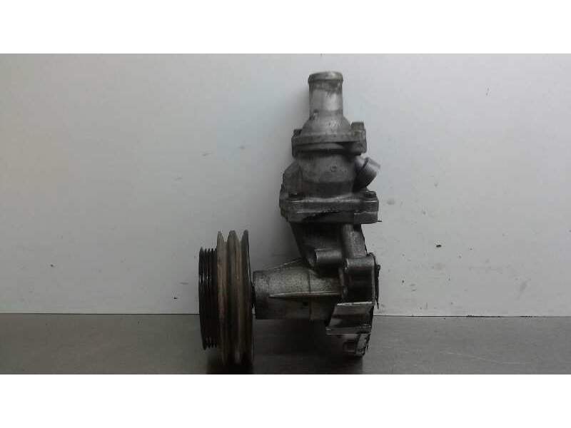 Recambio de bomba agua para hyundai h 1 h 1 furg.caja cerr.c. puerta referencia OEM IAM   