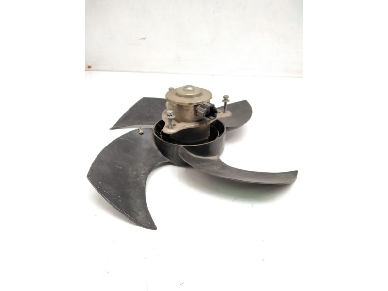 Recambio de electroventilador para nissan almera tino (v10) 2.2 dci referencia OEM IAM 900.0825  