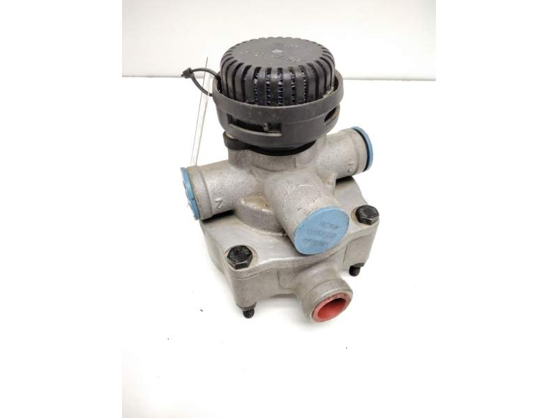Recambio de valvula rele para iveco referencia OEM IAM 9730030060 500316074 WABCO