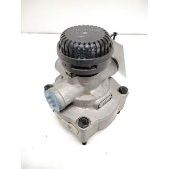 Recambio de valvula rele para iveco referencia OEM IAM 9730030060 500316074 WABCO