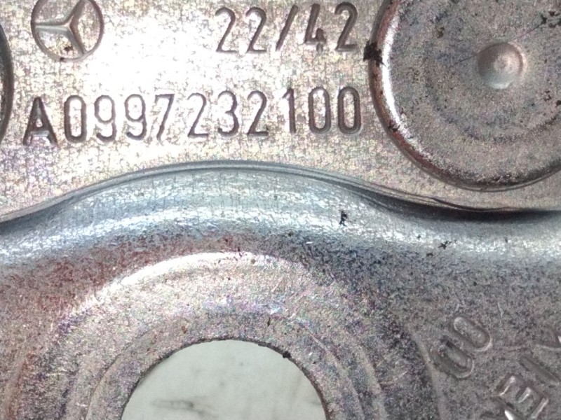 Recambio de bisagra trasera derecha para mercedes-benz clase c all-terrain (s206) c 220 d 4-matic (206.214) referencia OEM IAM A