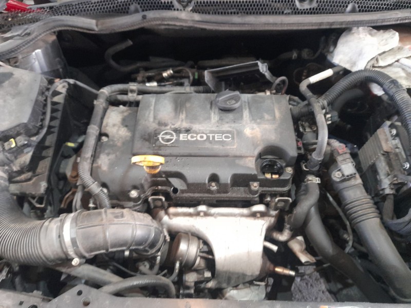 opel astra j (p10) del año 2015