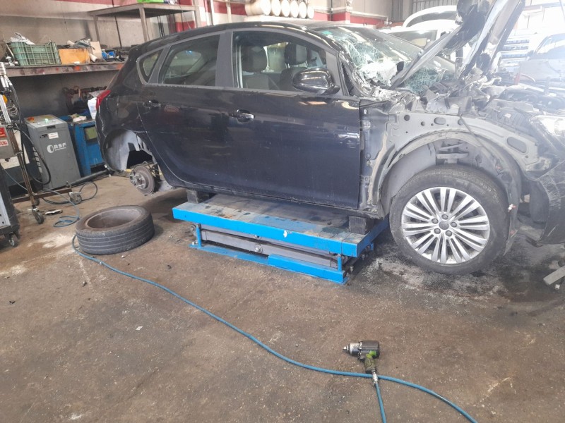 opel astra j (p10) del año 2015