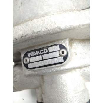 Recambio de valvula rele para iveco 100e 150e24 referencia OEM IAM 9730030060 500316074 WABCO