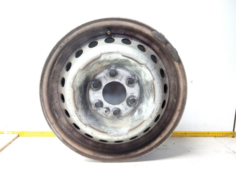 Recambio de llanta hierro para iveco daily vi furgón 33s16, 35s16, 35c16, 40c16, 50c16 referencia OEM IAM   