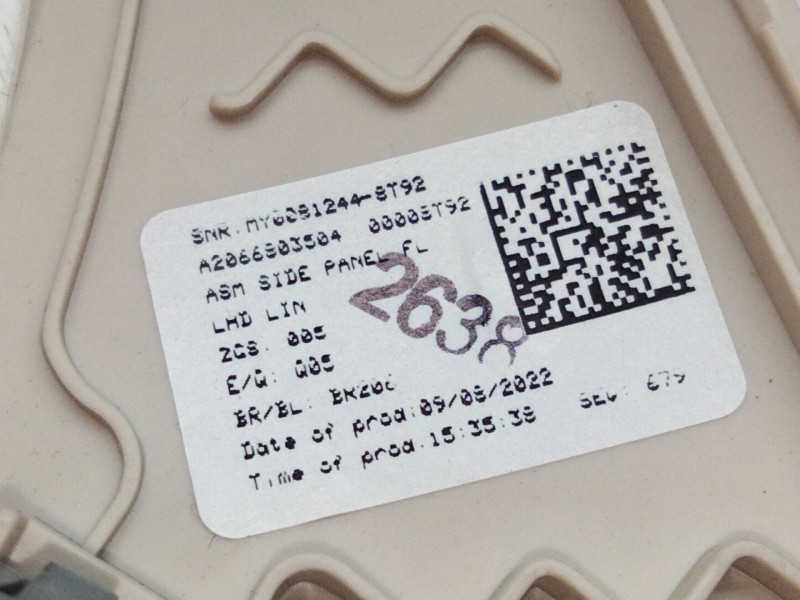 Recambio de moldura para mercedes-benz clase c all-terrain (s206) c 220 d 4-matic (206.214) referencia OEM IAM A2066803504  