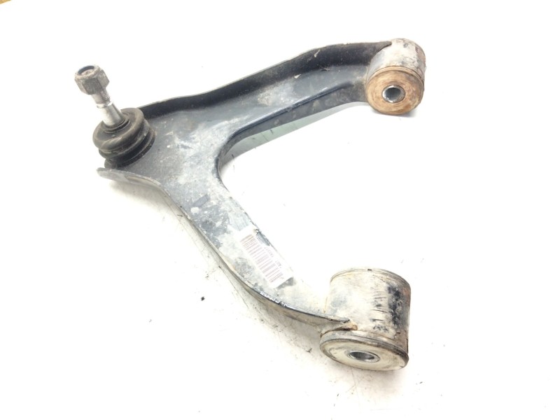Recambio de brazo suspension superior delantero izquierdo para iveco daily vi furgón 33s16, 35s16, 35c16, 40c16, 50c16 referenci