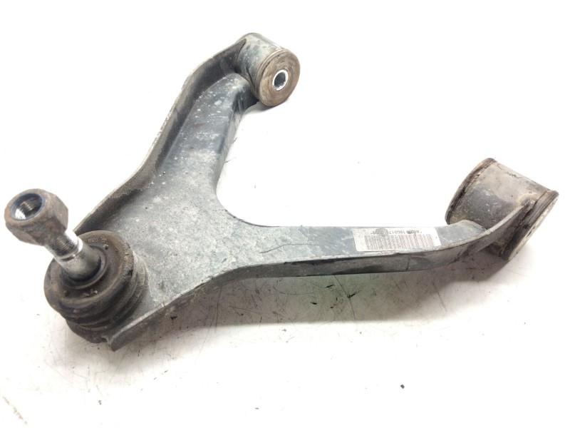 Recambio de brazo suspension superior delantero derecho para iveco daily vi furgón 33s16, 35s16, 35c16, 40c16, 50c16 referencia 