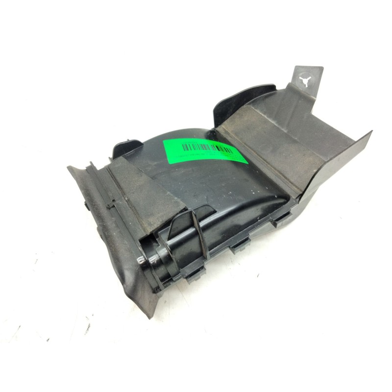 Recambio de toma aire para mercedes-benz clase c all-terrain (s206) c 220 d 4-matic (206.214) referencia OEM IAM A2068320000  