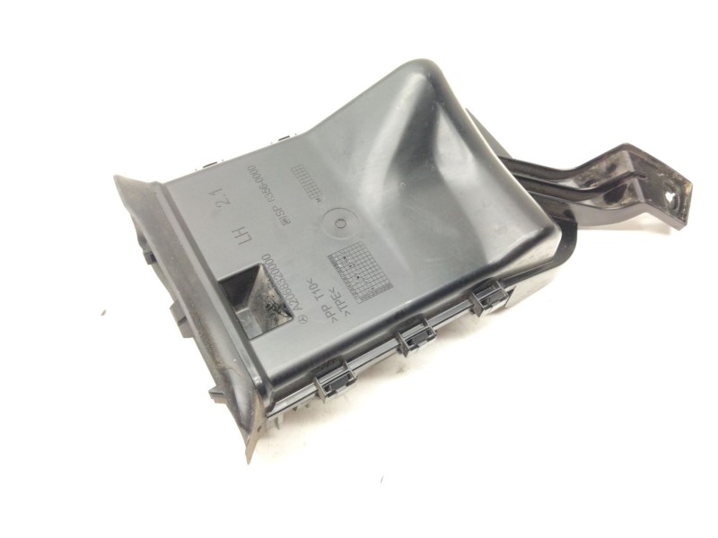 Recambio de toma aire para mercedes-benz clase c all-terrain (s206) c 220 d 4-matic (206.214) referencia OEM IAM A2068320000  