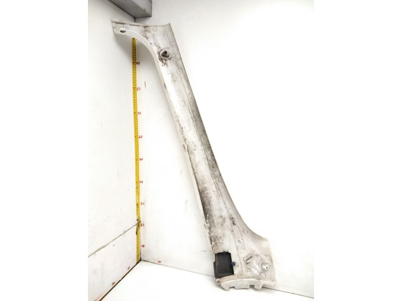 Recambio de moldura para man tgx 18.xxx fg / 4x2 bl xl referencia OEM IAM 81624100133  MOLDURA PILAR IZQUIERDO CABINA