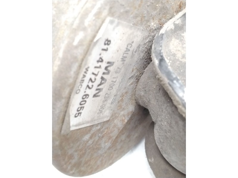 Recambio de amortiguador neumatico cabina trasero para man 18.d26 f tga 18.480 referencia OEM IAM 81417226055  con enganche cabi