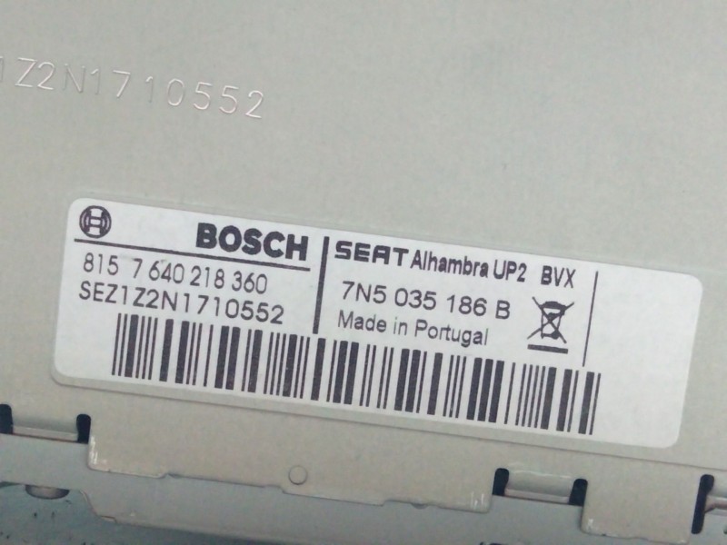 Recambio de sistema audio / radio cd para seat alhambra (710, 711) 2.0 tdi referencia OEM IAM 7N5035186B  