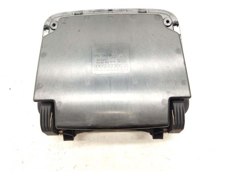 Recambio de guantera para seat alhambra (710, 711) 2.0 tdi referencia OEM IAM 7N0857922  