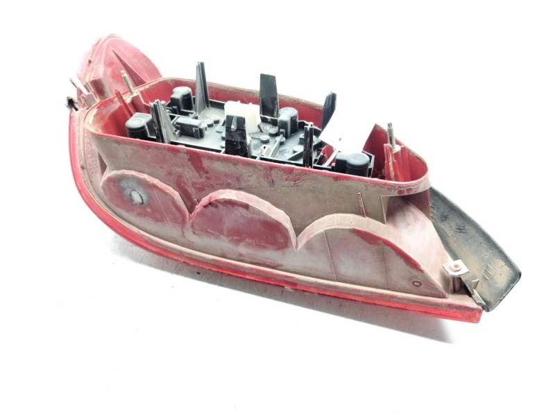 Recambio de piloto trasero derecho para peugeot 406 (8b) 2.0 hdi 110 referencia OEM IAM   