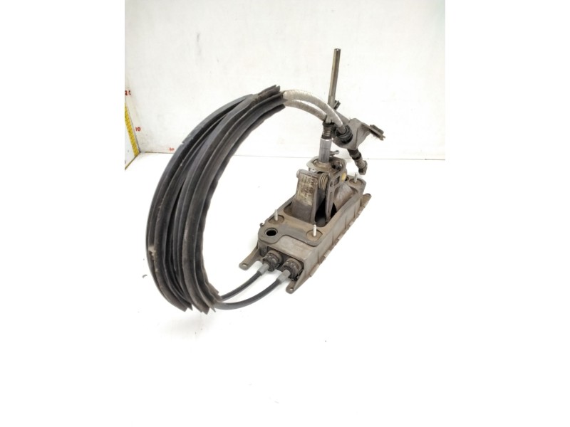 Recambio de palanca cambio para audi a3 (8p1) 1.6 tdi referencia OEM IAM 1K0711049AT  
