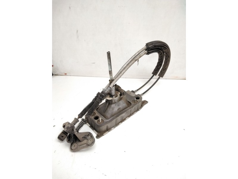 Recambio de palanca cambio para audi a3 (8p1) 1.6 referencia OEM IAM 1K0711049BM  