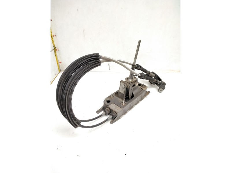 Recambio de palanca cambio para audi a3 (8p1) 1.6 referencia OEM IAM 1K0711049BM  