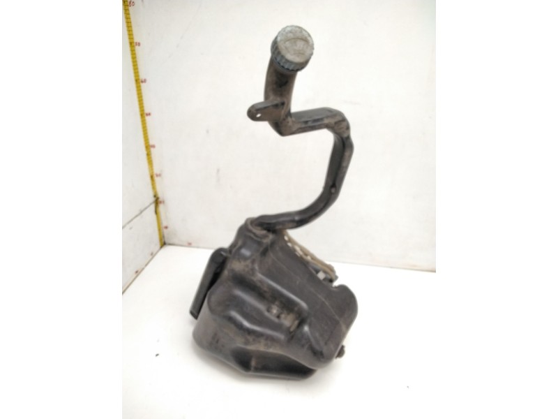 Recambio de deposito limpia para man tgx 18.xxx referencia OEM IAM 81264810079  