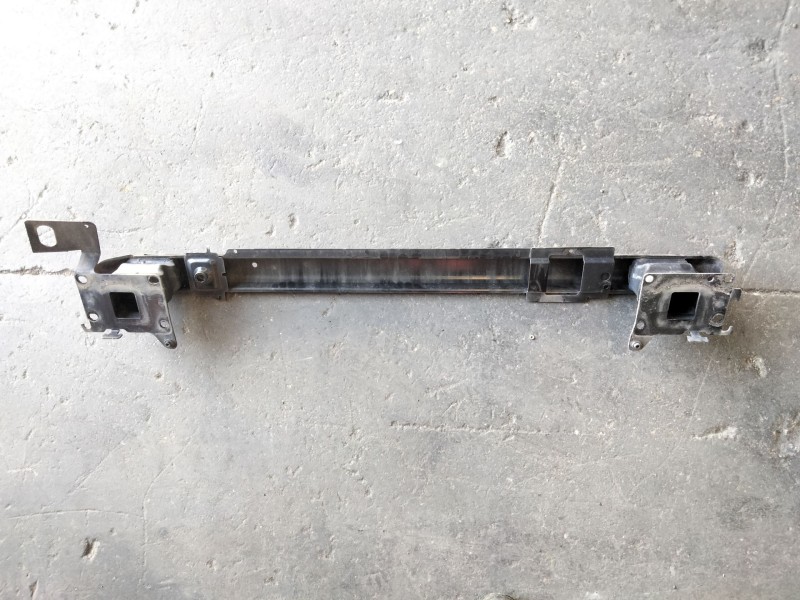 Recambio de refuerzo paragolpes delantero para peugeot 307 (s1) xs referencia OEM IAM   