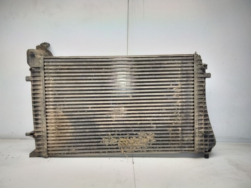 Recambio de intercooler para seat leon (1p1) 1.9 tdi referencia OEM IAM   