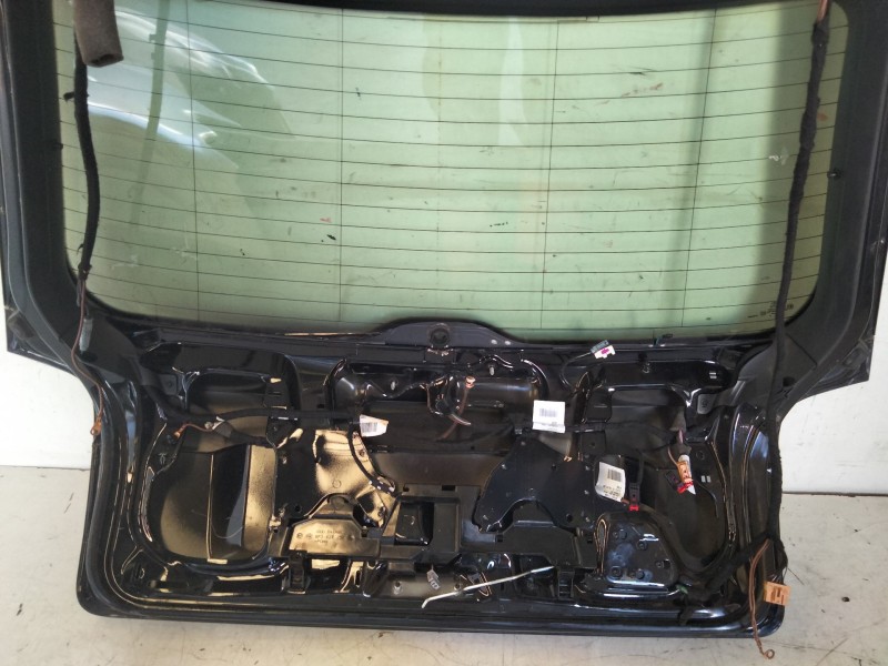 Recambio de porton trasero para audi a3 (8p) 1.6 tdi ambiente referencia OEM IAM   
