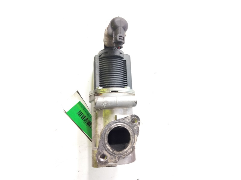 Recambio de valvula egr para opel vectra c berlina 1.9 cdti referencia OEM IAM 722946380  