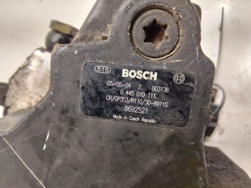 Recambio de bomba inyeccion para volvo s60 berlina 2.4 (103kw) referencia OEM IAM 0445010111  