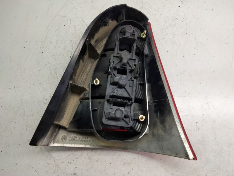 Recambio de piloto trasero izquierdo para mercedes-benz clase a (w168) 160 (168.033) referencia OEM IAM 1688200564  