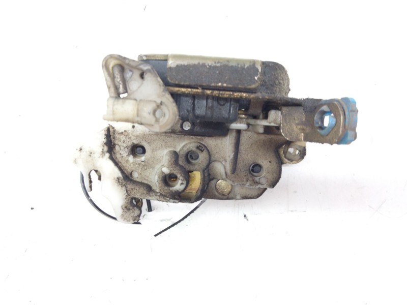 Recambio de cerradura puerta delantera derecha para nissan terrano ii (r20) 2.7 td 4wd referencia OEM IAM   