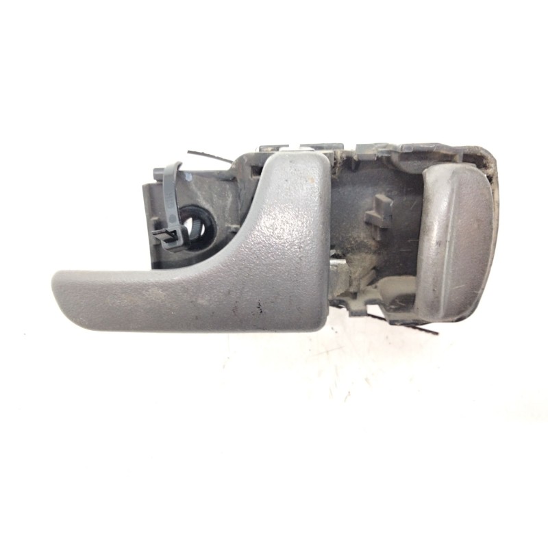 Recambio de maneta interior delantera derecha para nissan terrano ii (r20) 2.7 td 4wd referencia OEM IAM   
